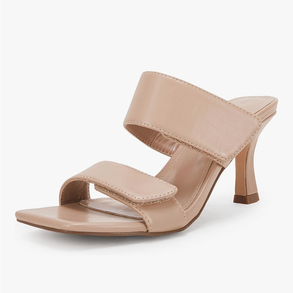 Like new Slide On sandals heels